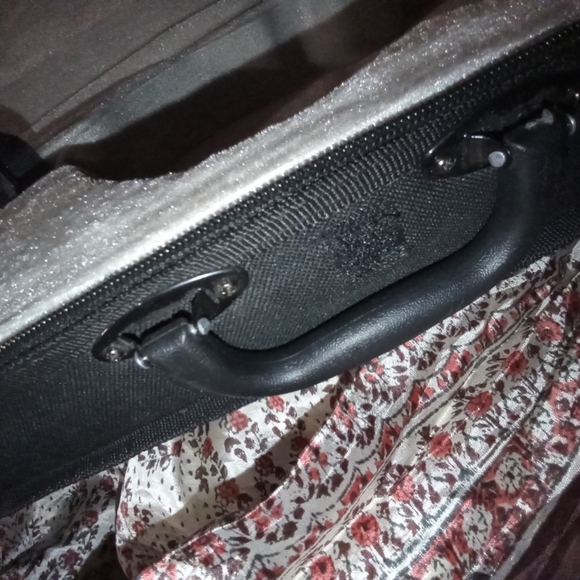 Violin case - Picture 2 of 7